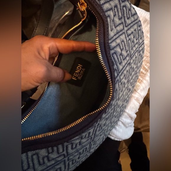 Demim and leather purse - Picture 9 of 9